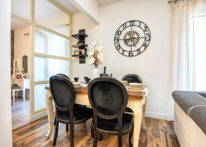 아파트 Francesca Luxury 자다르