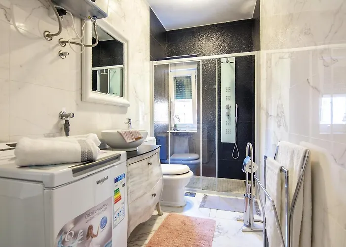 Francesca Luxury 자다르